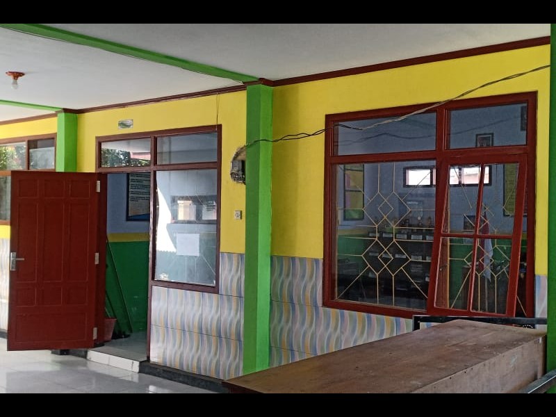 Ruang Kepsek / Guru